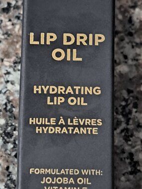 LAVAA LIP DRIP HYDRATING LIP OIL IN THE SHADE BUBBLEGUM